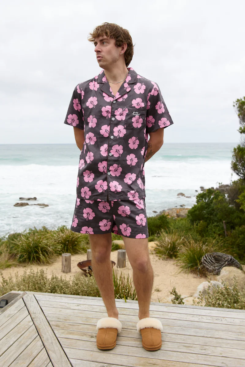 Pyjama Hommes en Hibiscus Rose et Marron - Image 4